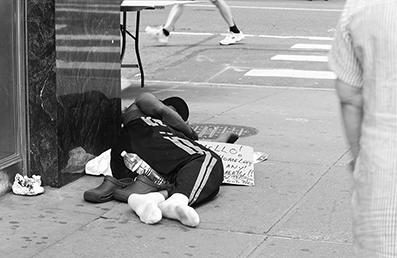 Homeless : Street Life : New York : Personal Photo Projects : Photos : Richard Moore : Photographer